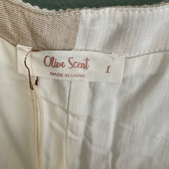 Striped Lightweight Dress - Picture 4 of 8